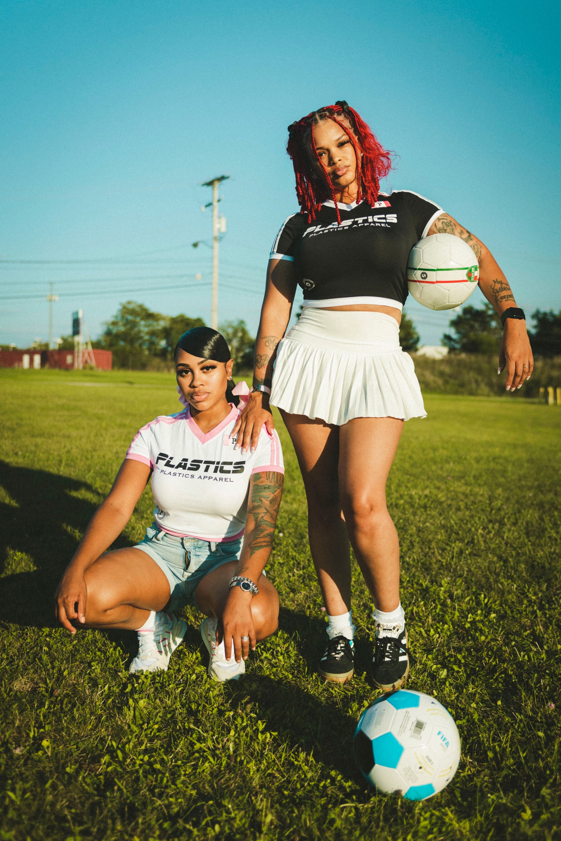 Camiseta del equipo de plásticos